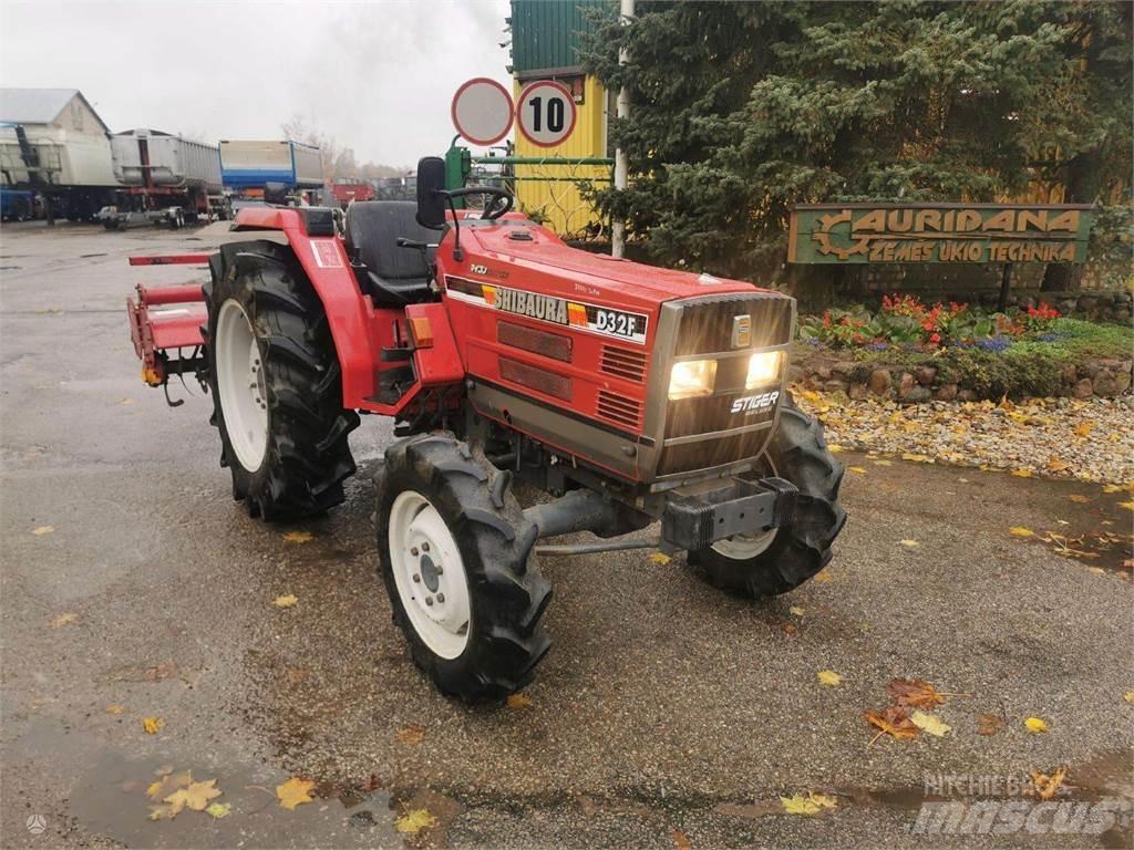 Shibaura D32f Traktorit