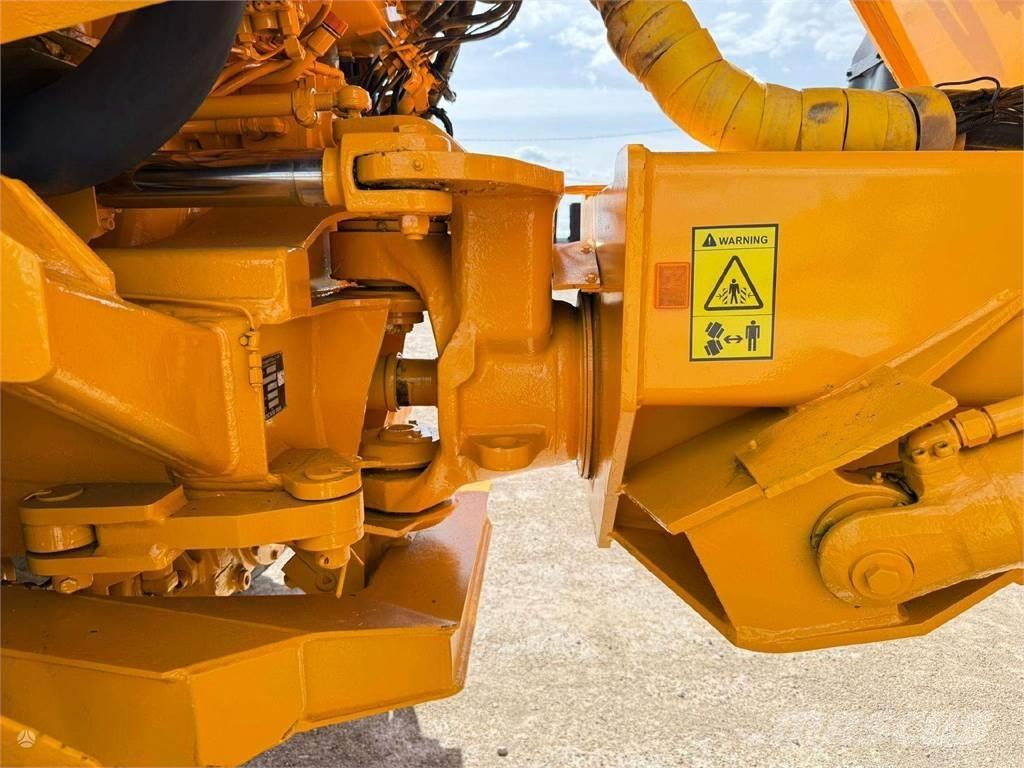 Volvo A25C Dumpperit
