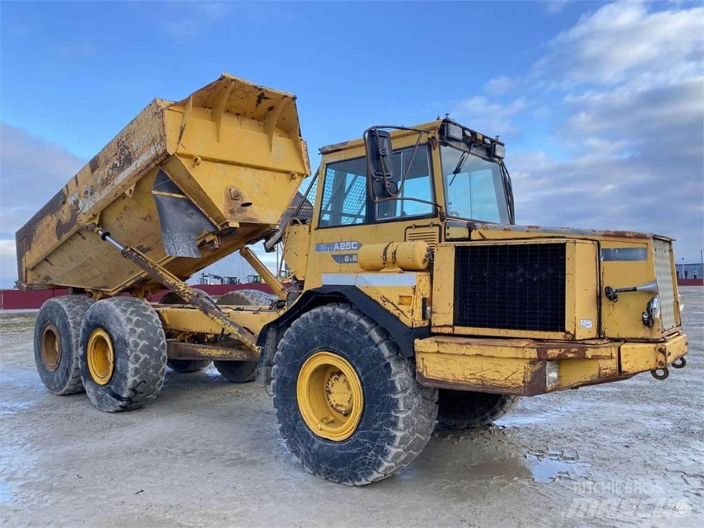 Volvo A25C , Nr.4 Dumpperit