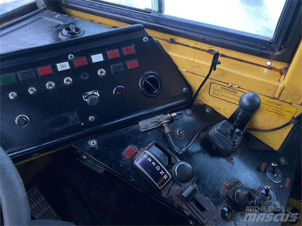 Volvo A25C , Nr. 5 Dumpperit