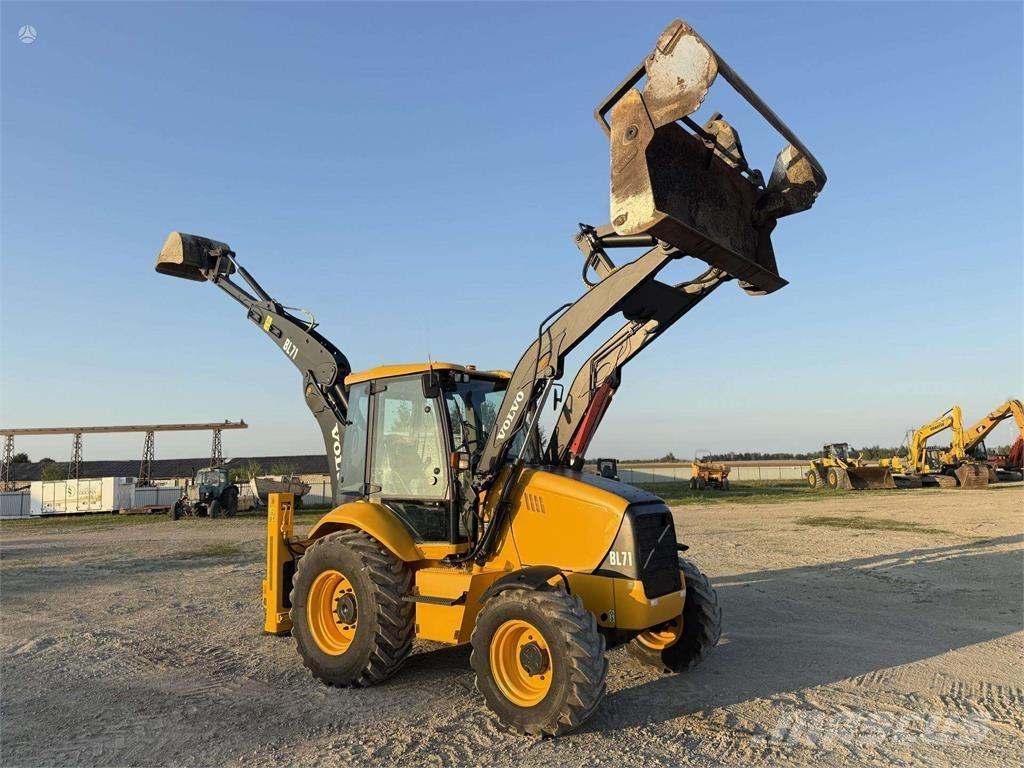 Volvo BL 71 Kaivurikuormaajat