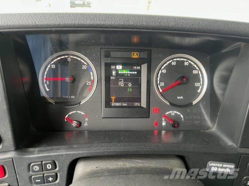 Scania R 450 Vetopöytäautot