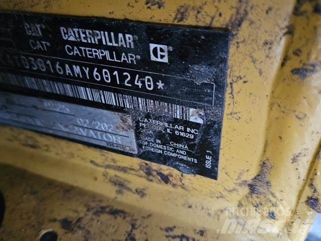CAT 301.6 Minikaivukoneet < 7t