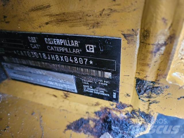 CAT 301.8 Minikaivukoneet < 7t