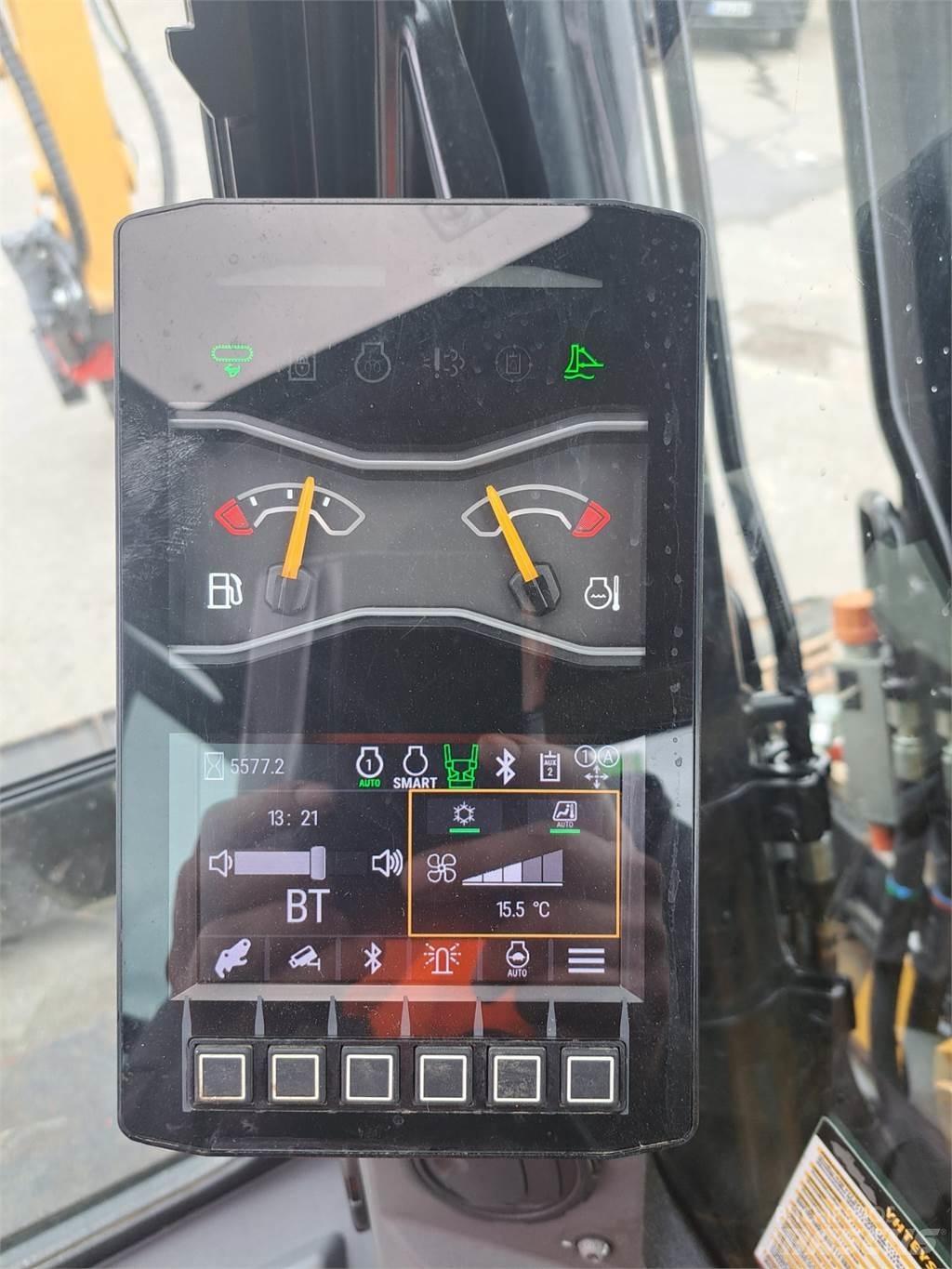 CAT 310 Minikaivukoneet < 7t