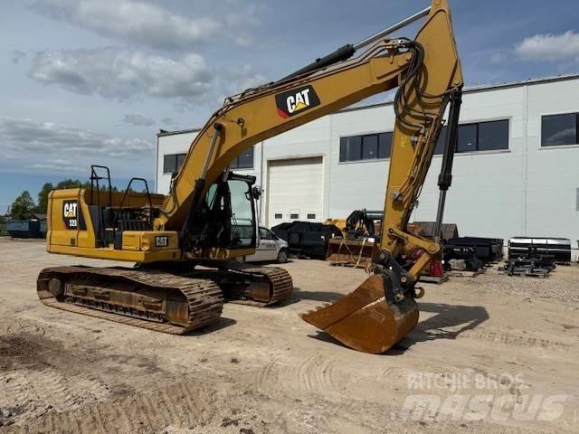 CAT 320 Telakaivukoneet