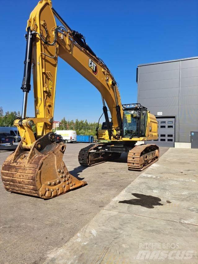 CAT 352 Telakaivukoneet