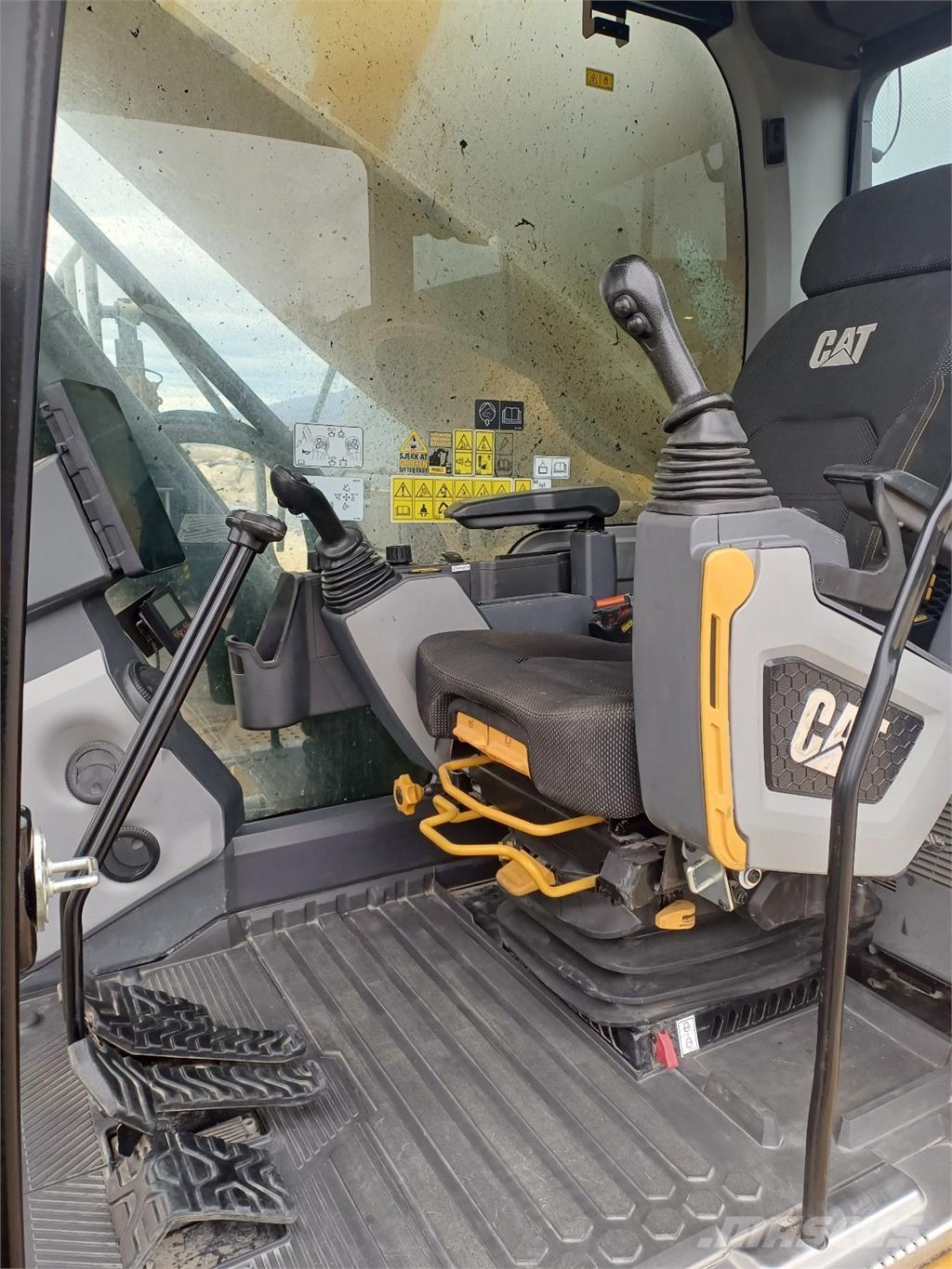 CAT 395 Telakaivukoneet