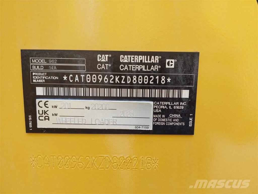 CAT 962 Pyöräkuormaajat