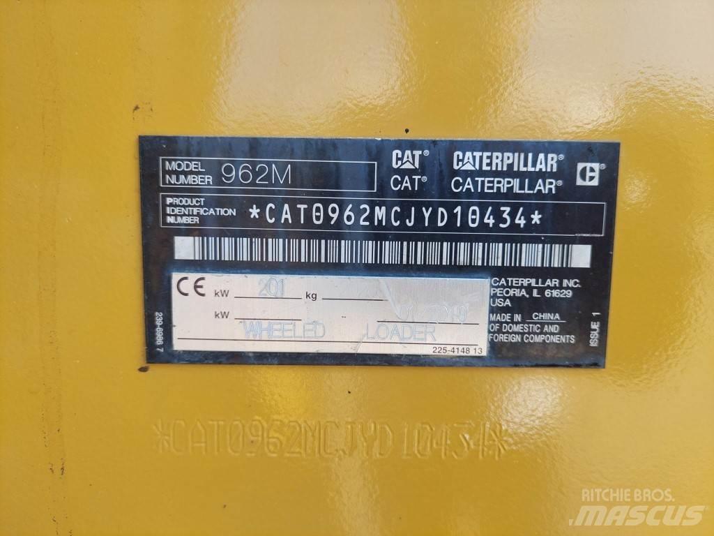 CAT 962M Pyöräkuormaajat