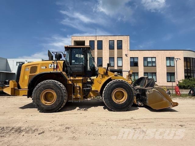 CAT 966 Pyöräkuormaajat