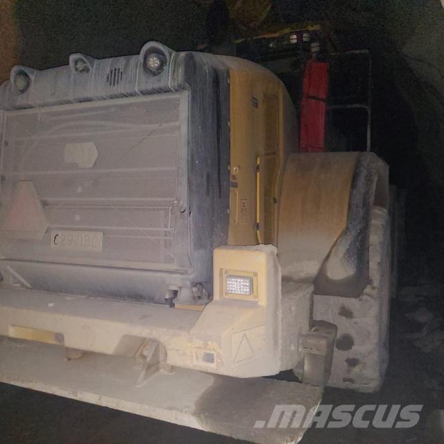CAT 980 Pyöräkuormaajat