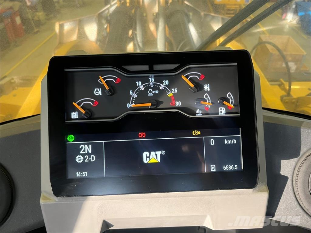 CAT 982 Pyöräkuormaajat