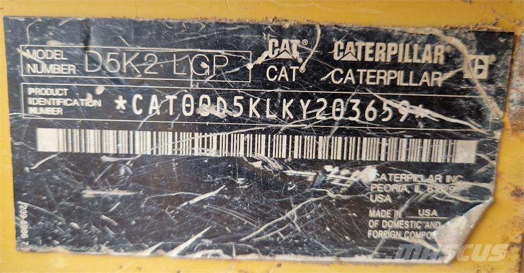 CAT D5K2 Telaketjupuskutraktorit