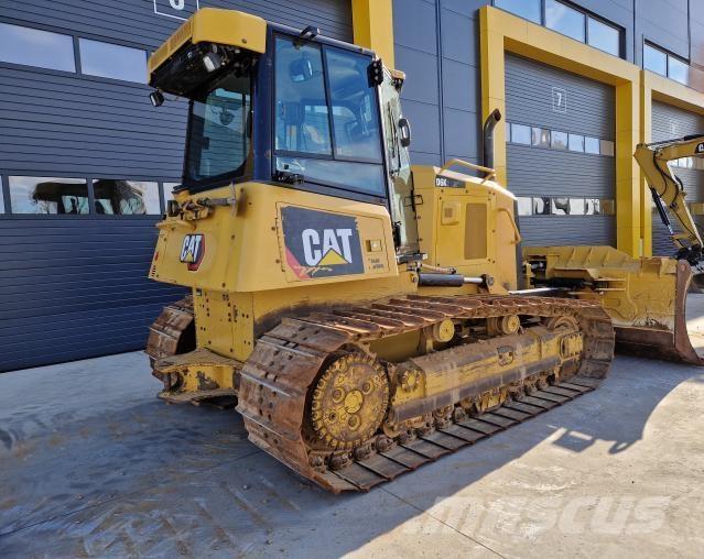 CAT D6K2 Telaketjupuskutraktorit