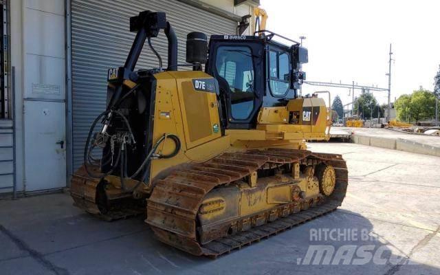 CAT D7E LGP Telaketjupuskutraktorit