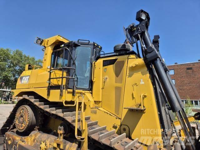 CAT D9T Telaketjupuskutraktorit