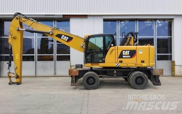 CAT MH3024 Erikoiskaivinkoneet
