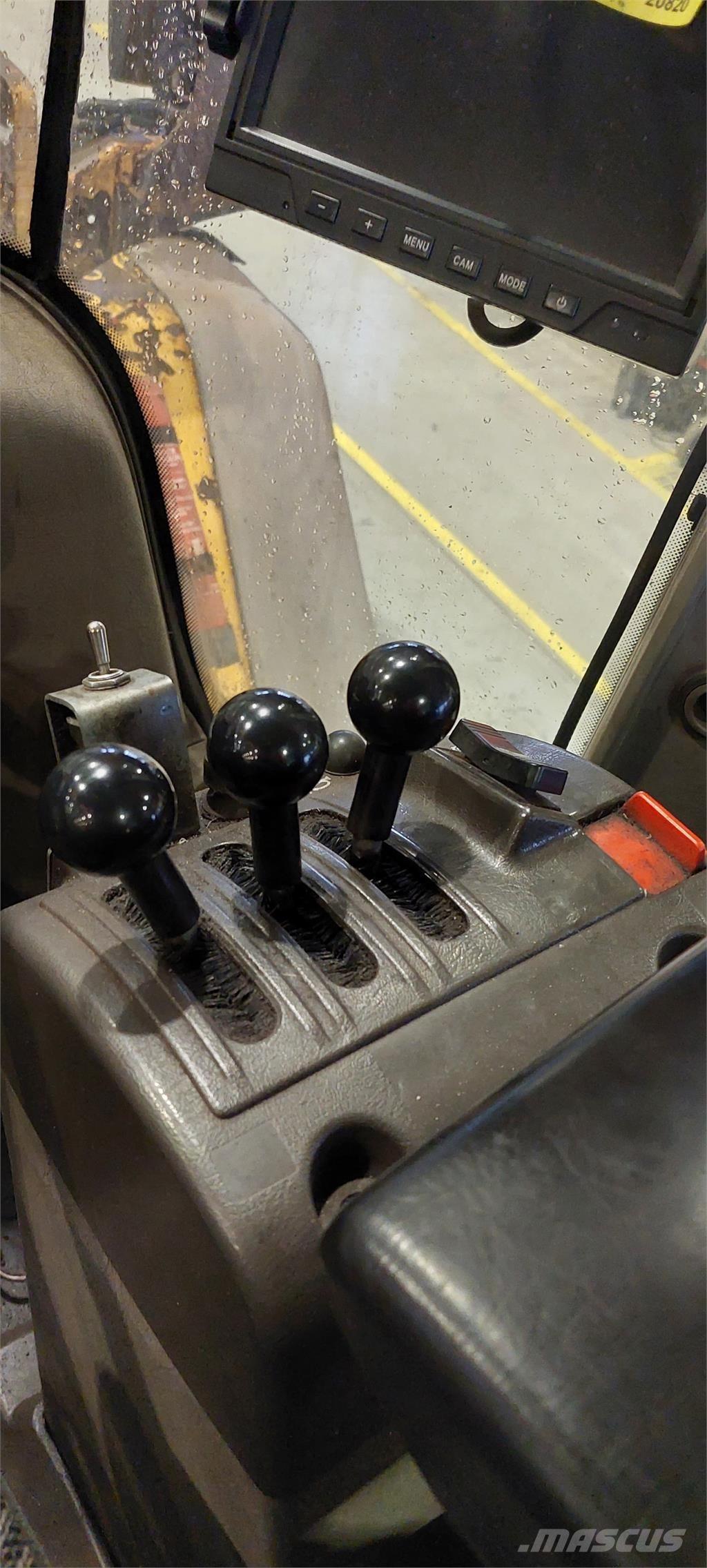 Volvo L120F Pyöräkuormaajat