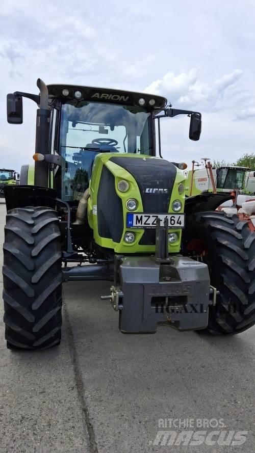 CLAAS Arion 640 Traktorit