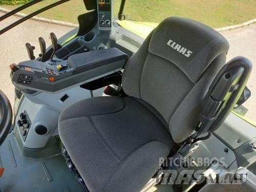 CLAAS Axion 810 Traktorit