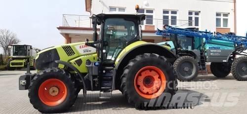 CLAAS Axion 830 Traktorit