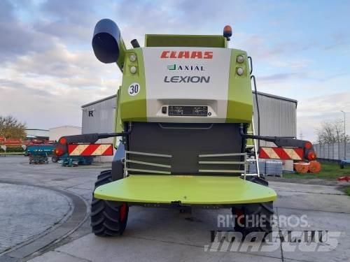 CLAAS Lexion 670 Leikkuupuimurit