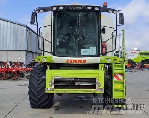 CLAAS Tucano 440 Leikkuupuimurit