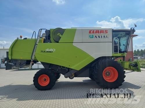 CLAAS Tucano 440 Leikkuupuimurit