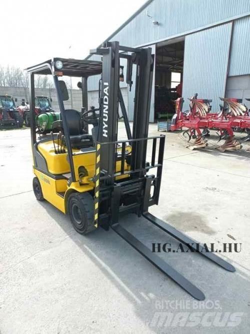 Hyundai 15L-7M Muut maatalouskoneet