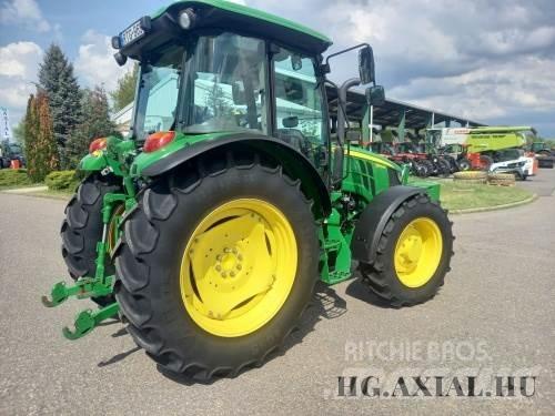 John Deere 5100 M Traktorit