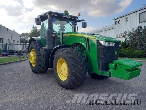 John Deere 8370R Traktorit