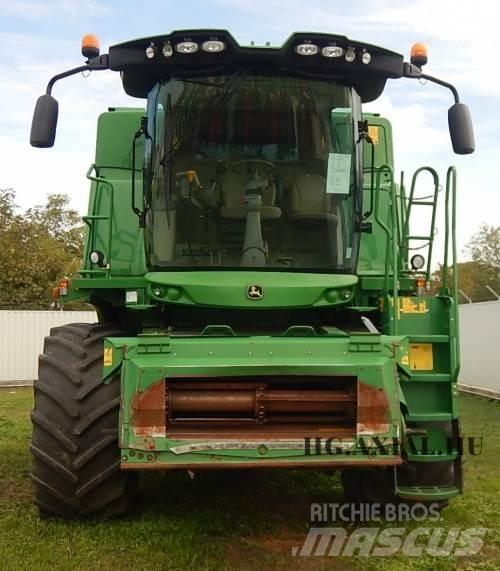 John Deere W540 Leikkuupuimurit
