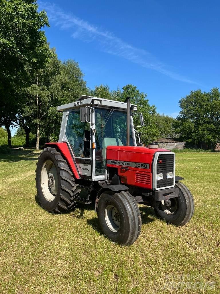 Massey Ferguson 3050 Traktorit