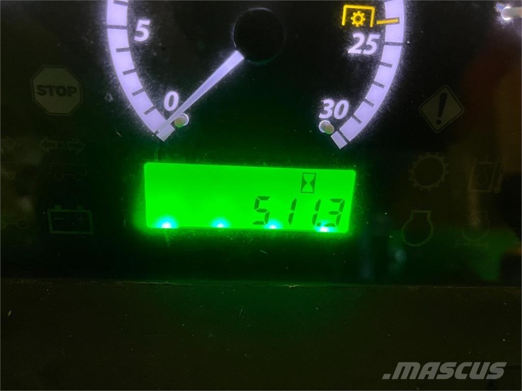 John Deere 5050E Traktorit