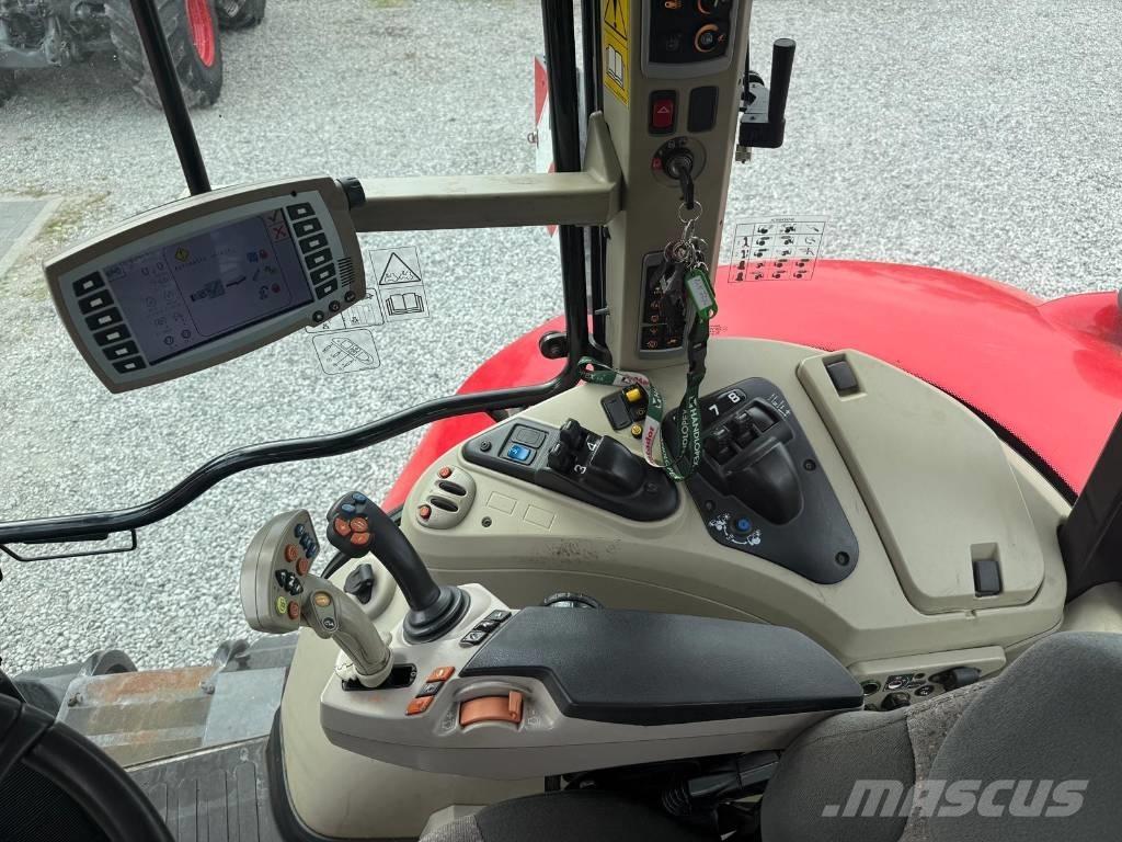 Massey Ferguson 7724 Traktorit