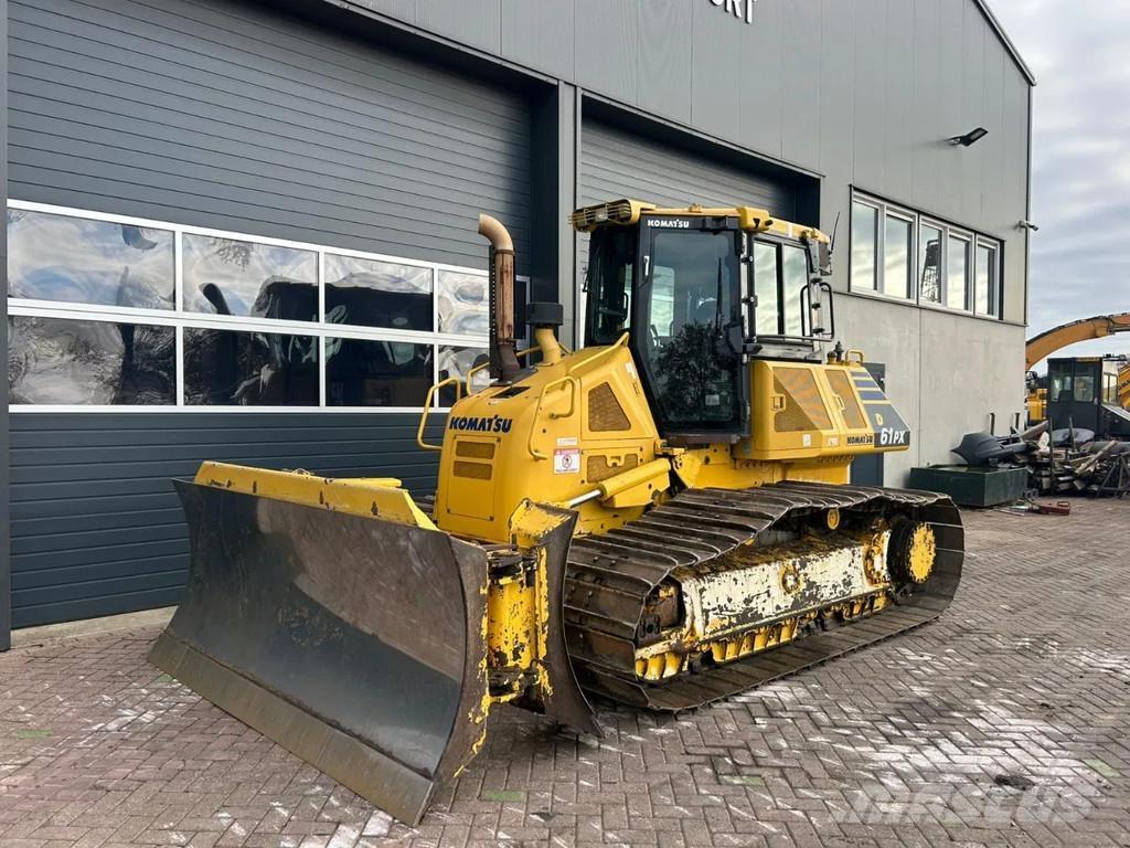Komatsu D61PX-23 Telaketjupuskutraktorit