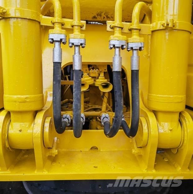 Komatsu PC220-8 Telakaivukoneet