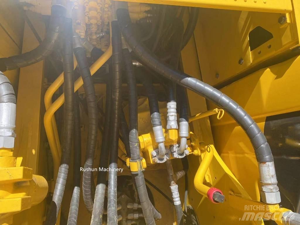 Komatsu PC 200 Midikaivukoneet 7t - 12t