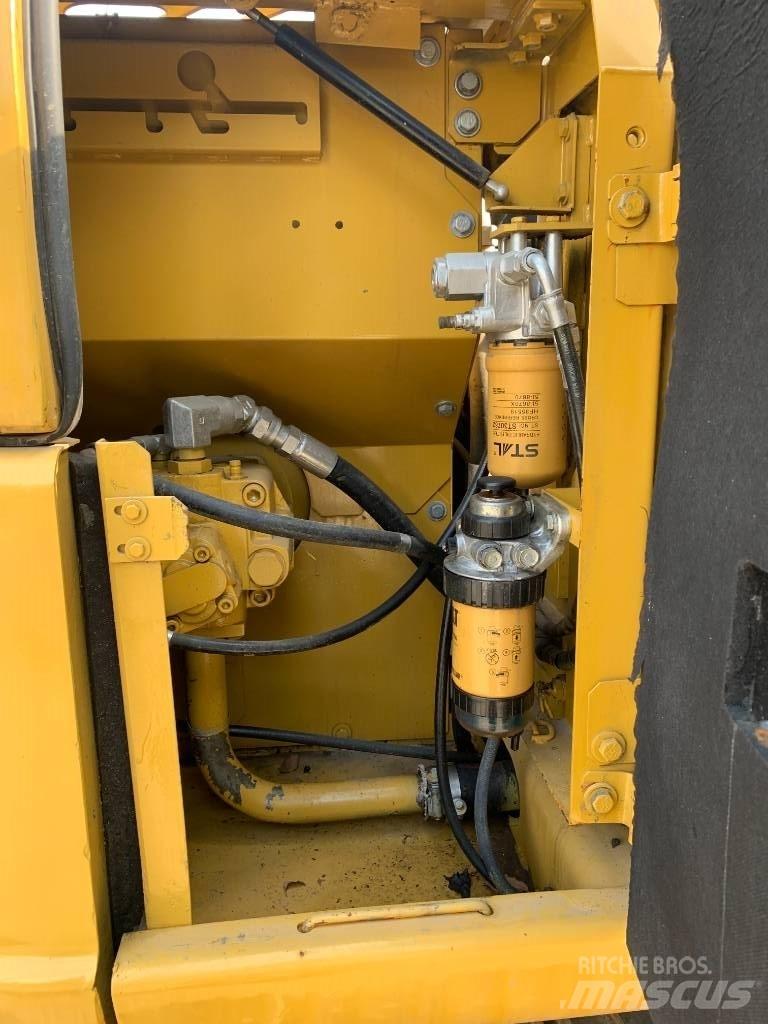 CAT 307D Telakaivukoneet
