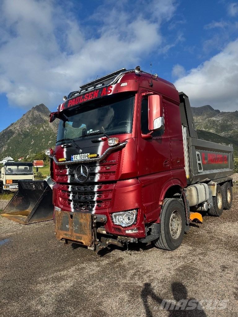 Mercedes-Benz Arocs Sora- ja kippiautot