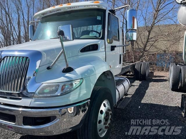 International 4400 Lava-kuorma-autot