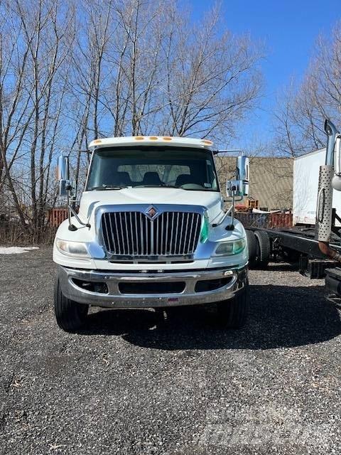 International 4400 Lava-kuorma-autot