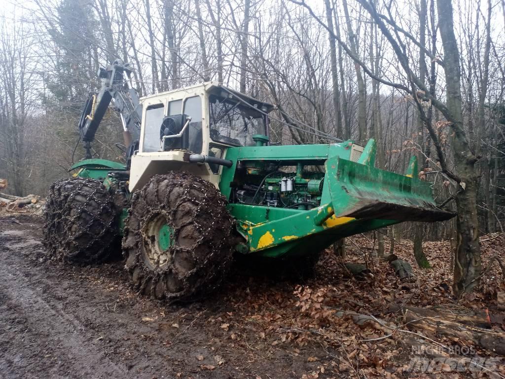 LKT 120 Kuormatraktorit