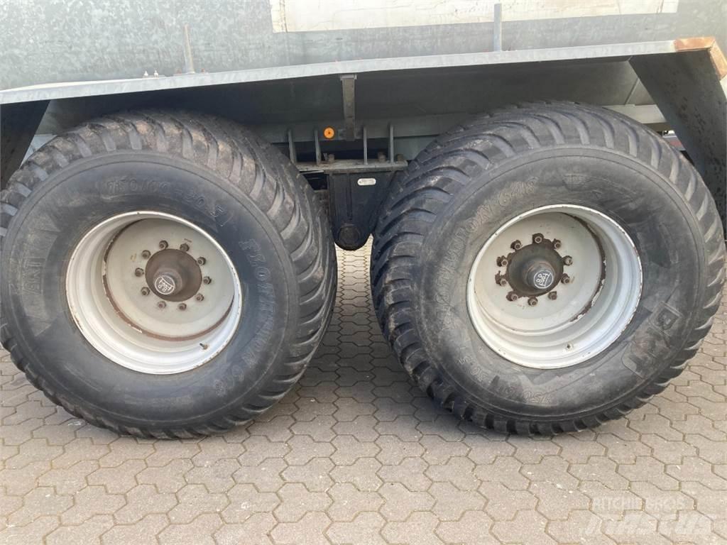 Kotte VT 14000 Kuivalannan levittimet