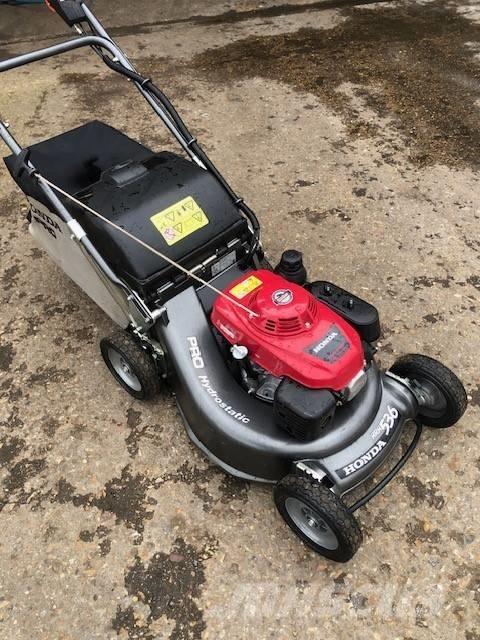 Honda HRH536HX Perässäkäveltävät leikkurit