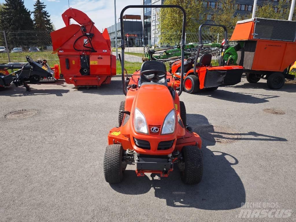 Kubota GR 2120 Päältäajettavat ruohonleikkurit