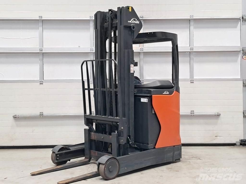 Linde R16-01 Työntömastotrukit