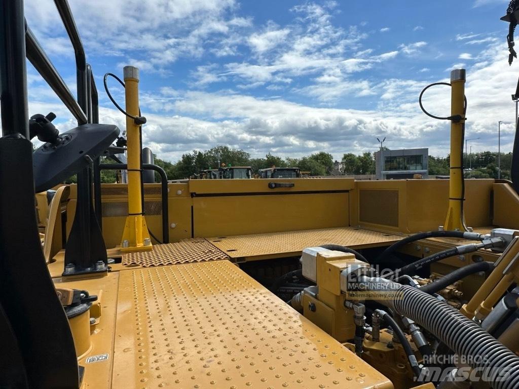 CAT 340 Telakaivukoneet