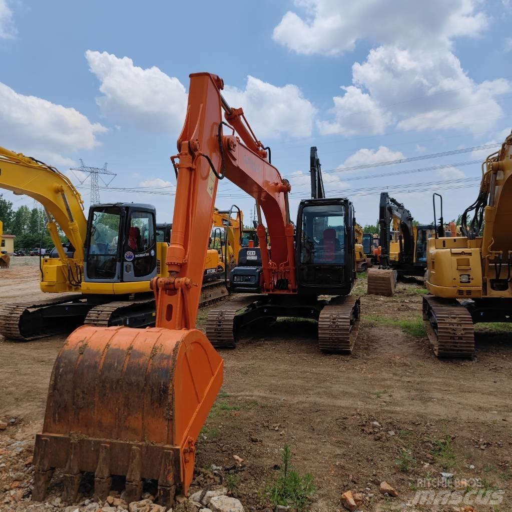 Hitachi ZX 120 Telakaivukoneet